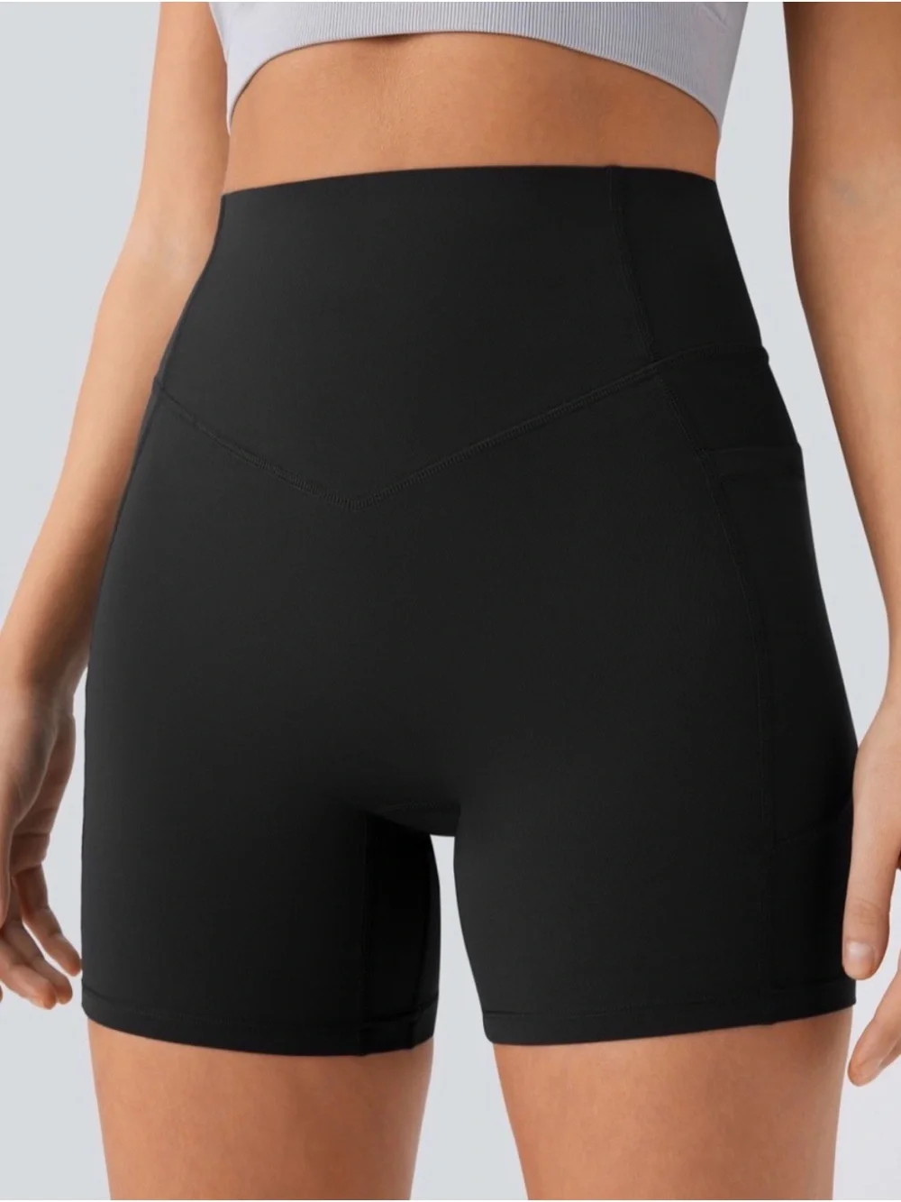 HALARA Black High-Waist Bike Shorts
